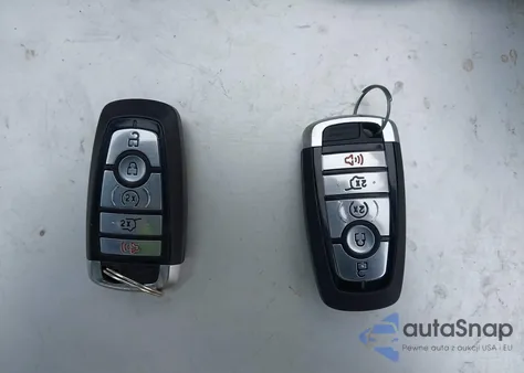 2023 Ford Edge Titanium z USA, uszkodzony, nr VIN 2FMPK4K93PBA48267